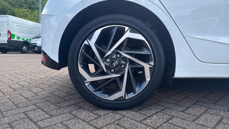 Hyundai i20 1.0T GDi 48V MHD Premium 5dr DCT Petrol Hatchback